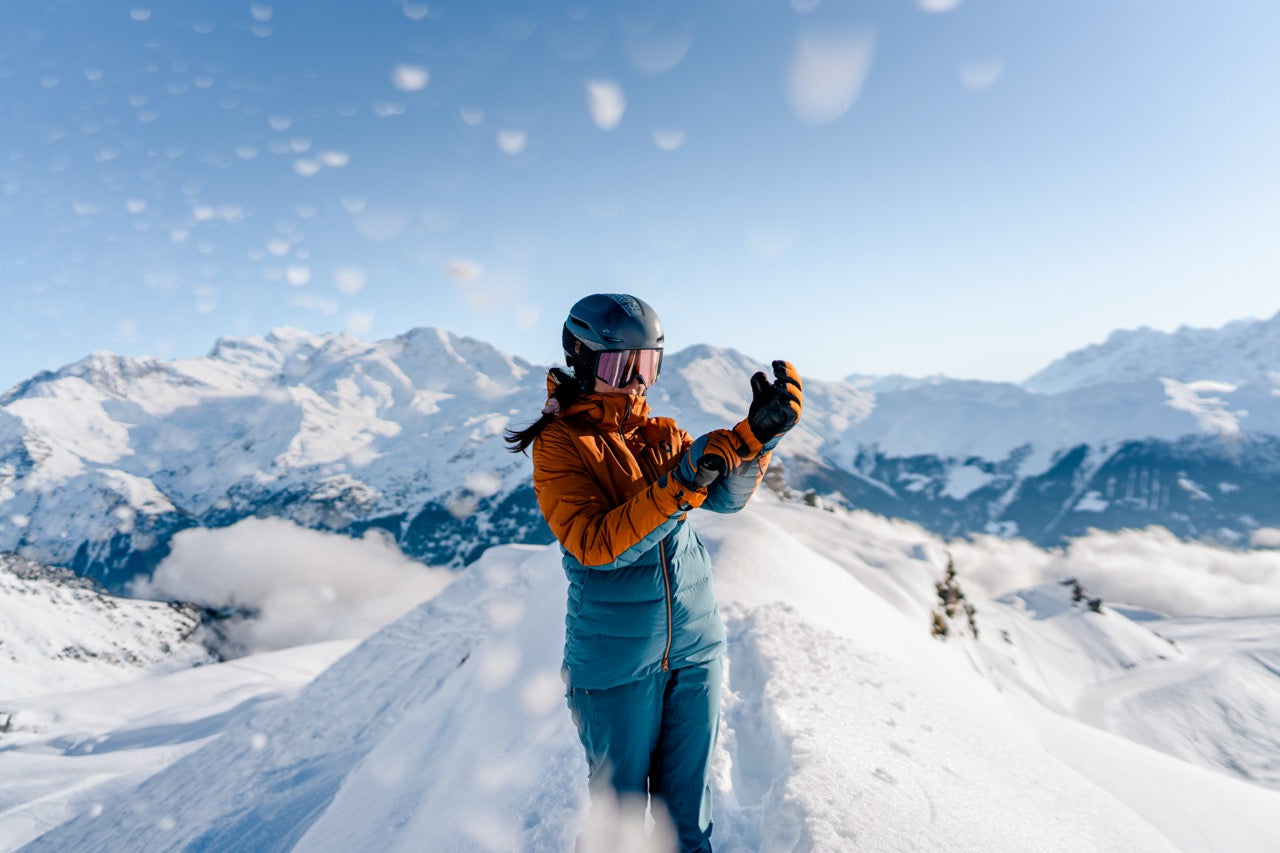 Choosing Ski and Snowboard Gear | Gloves and Mittens